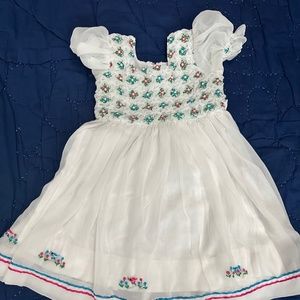White smocking dress